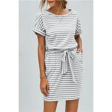 Dress T-shirt Berkantong Garis-Garis dengan Ikat Pinggang